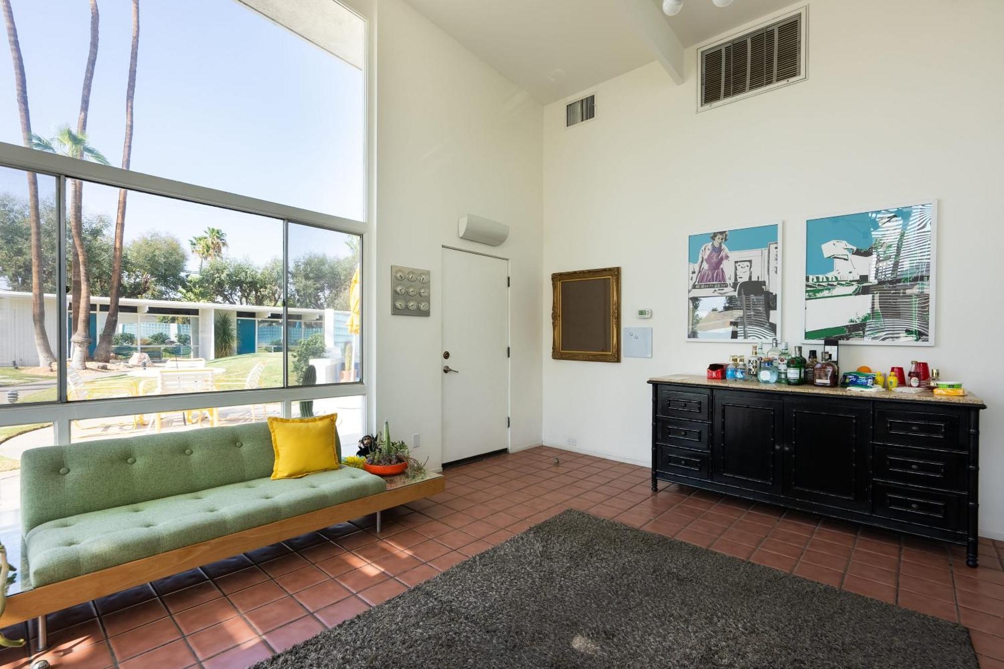 Monkey Tree Hotel By Avantstay Stylish Hotel In Palm Springs W Pool Bagian luar foto