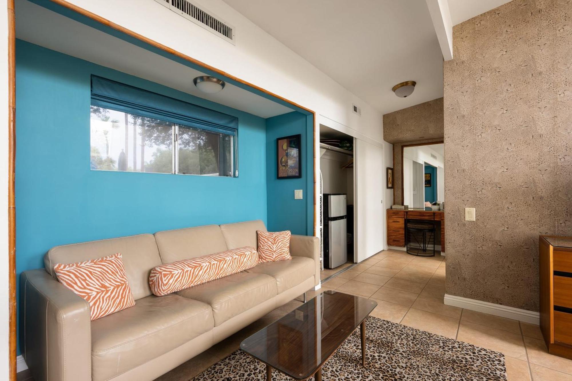 Monkey Tree Hotel By Avantstay Stylish Hotel In Palm Springs W Pool Bagian luar foto