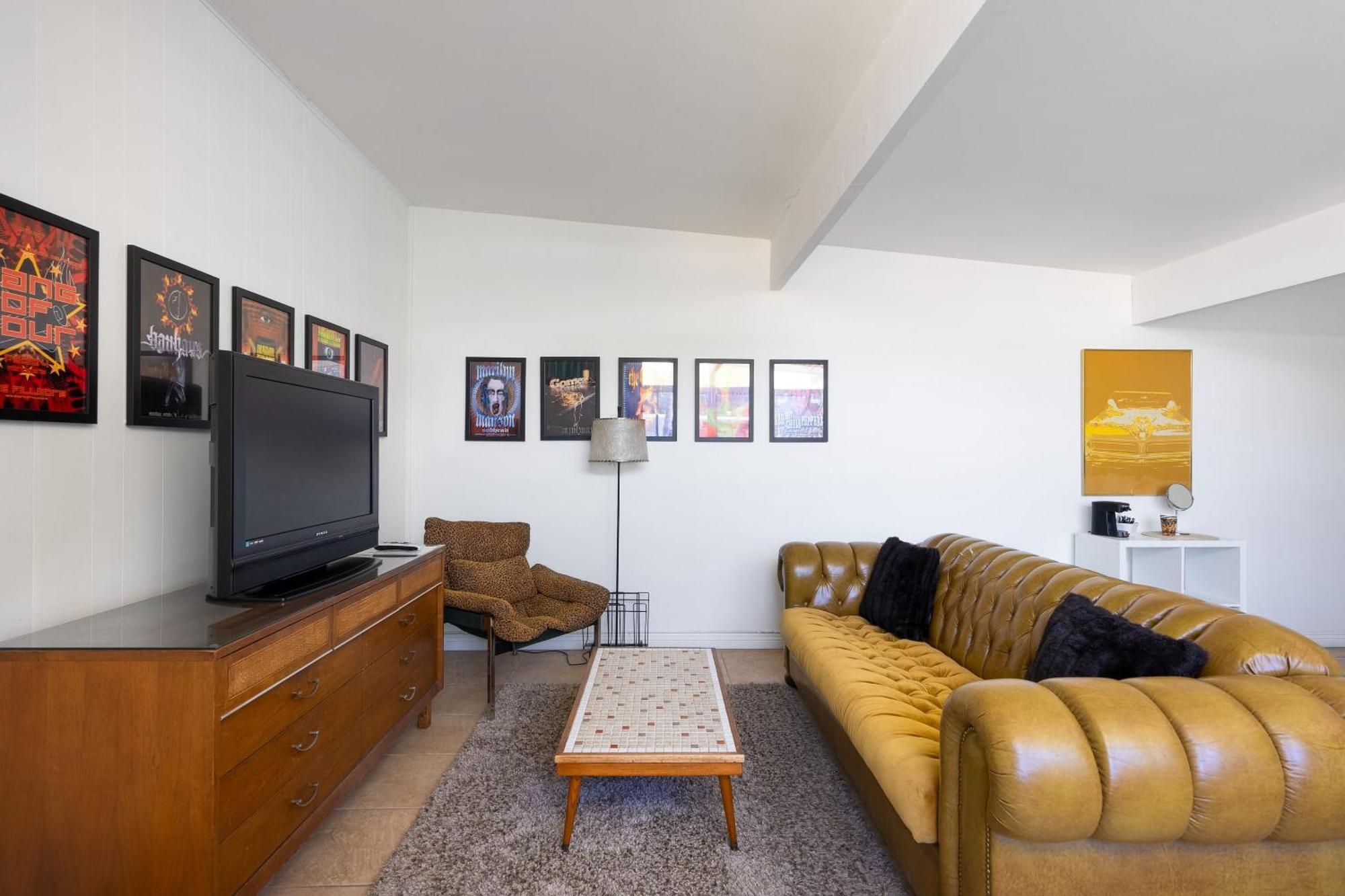 Monkey Tree Hotel By Avantstay Stylish Hotel In Palm Springs W Pool Bagian luar foto